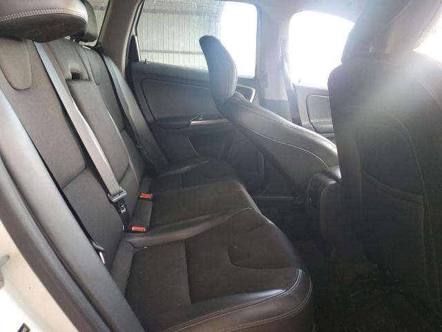 2017 VOLVO XC60 T5 YV440MDJ9H2084070