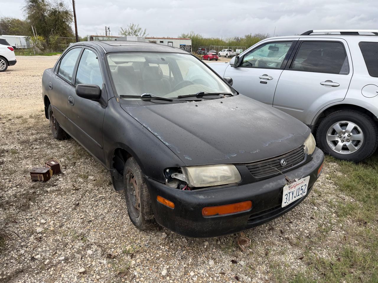 Lot #3029388726 1995 MAZDA PROTEGE DX