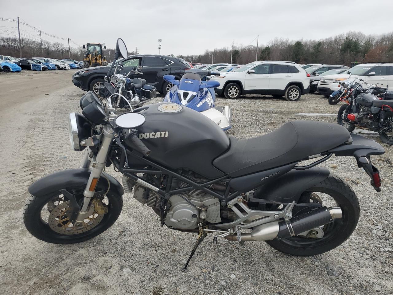 Lot #3032836020 2002 DUCATI MONSTER 75