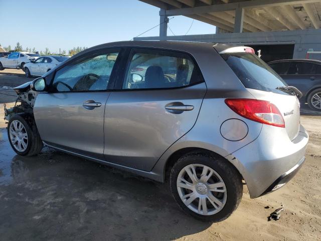 VIN JM1DE1KY3E0184384 2014 MAZDA 2 no.2