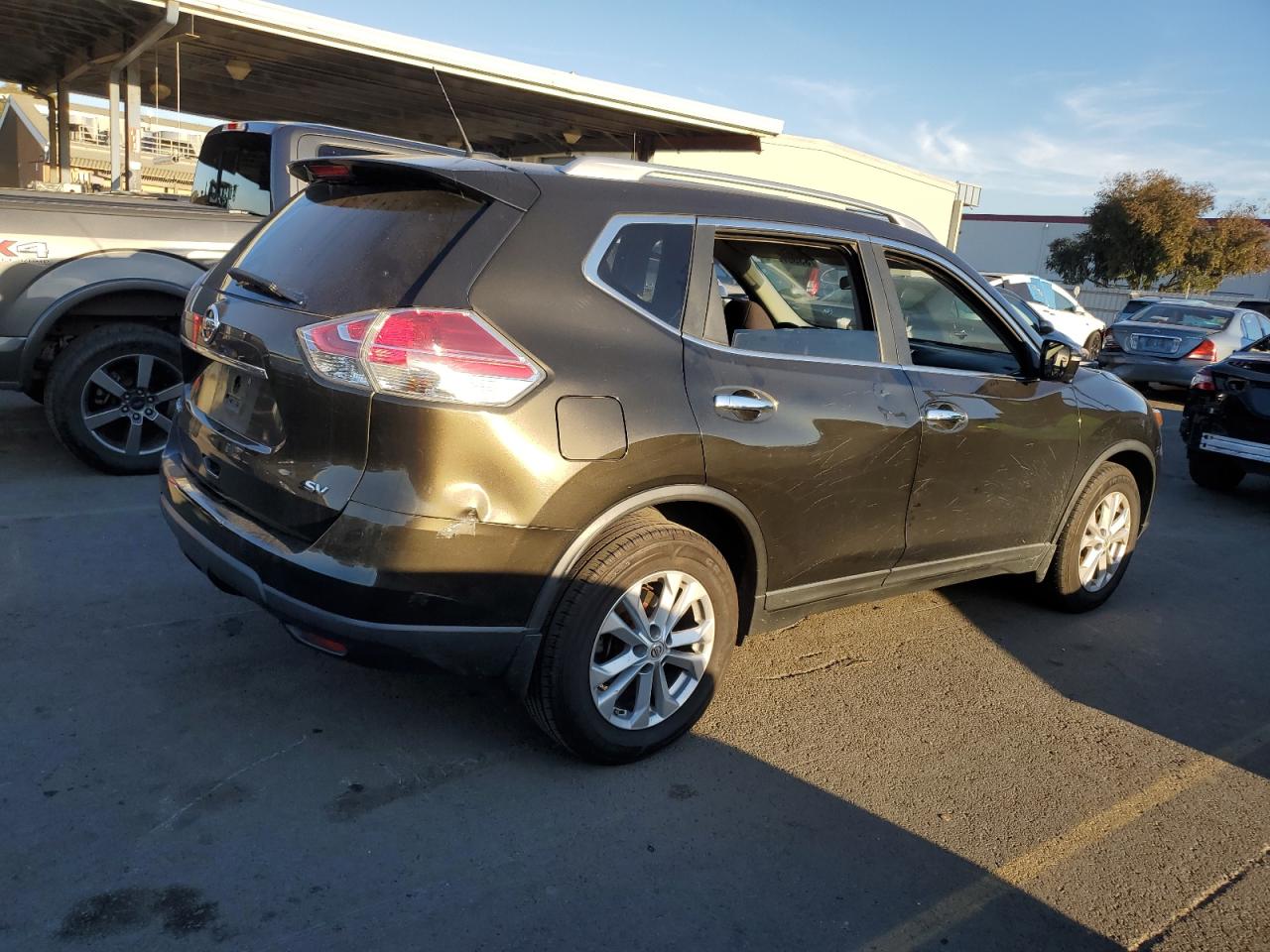 Lot #3050482111 2015 NISSAN ROGUE S