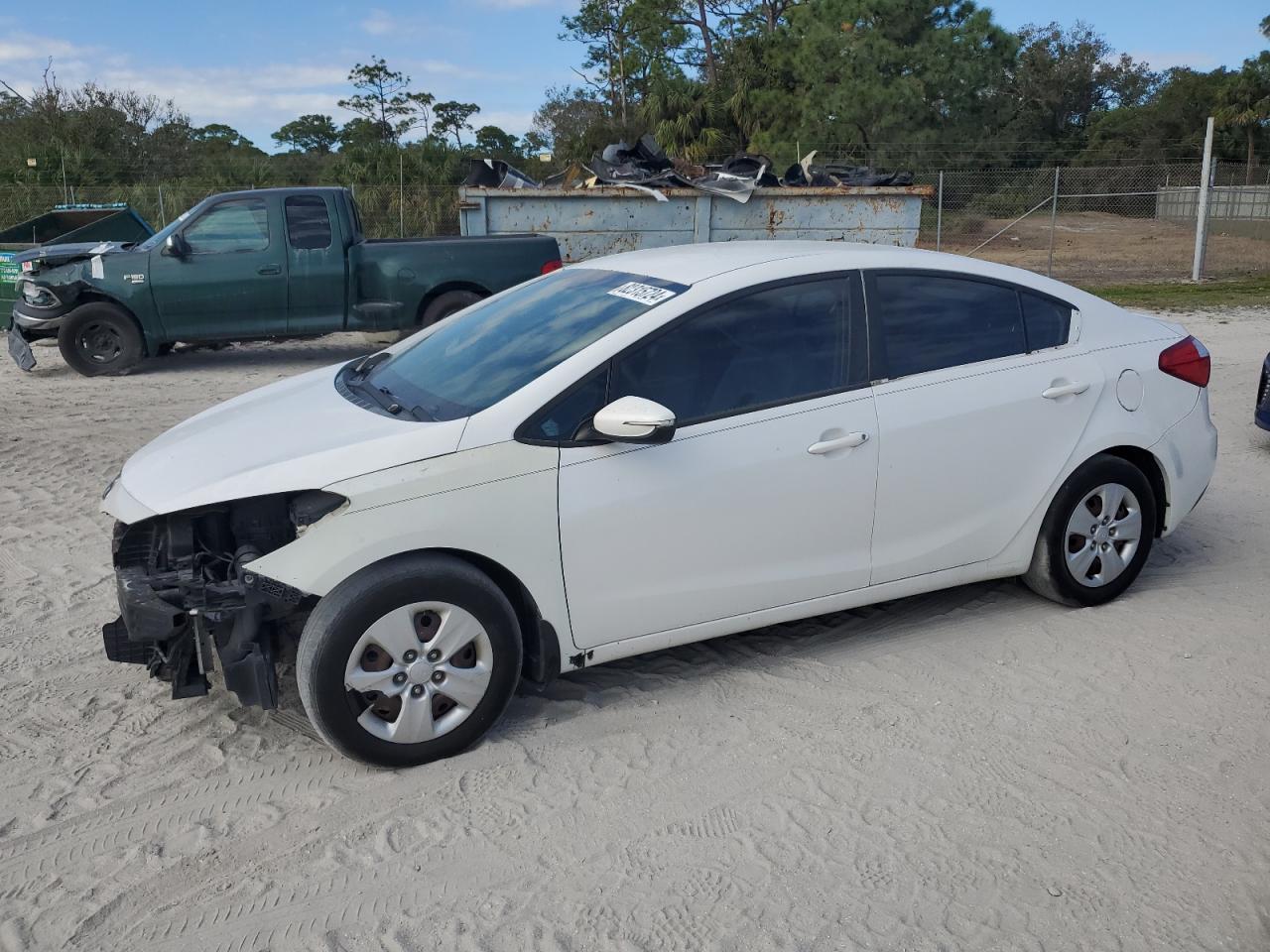  Salvage Kia Forte