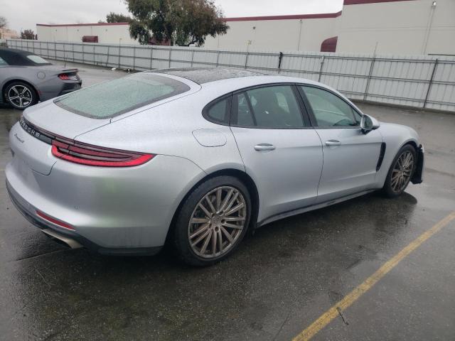 VIN WP0AA2A78JL100808 2018 PORSCHE PANAMERA no.3