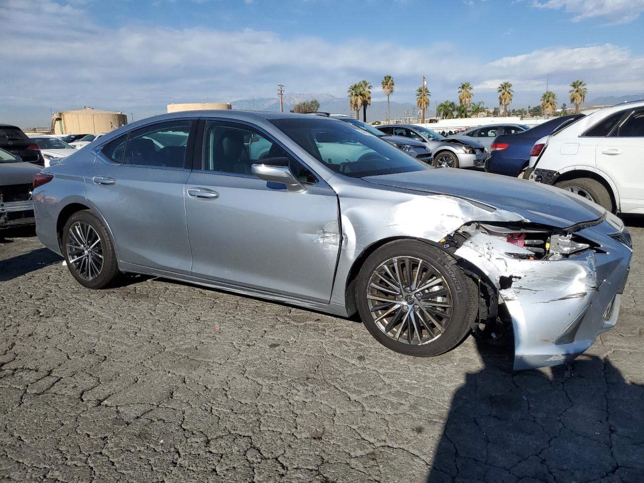 Lot #3026125265 2023 LEXUS ES 300H BA