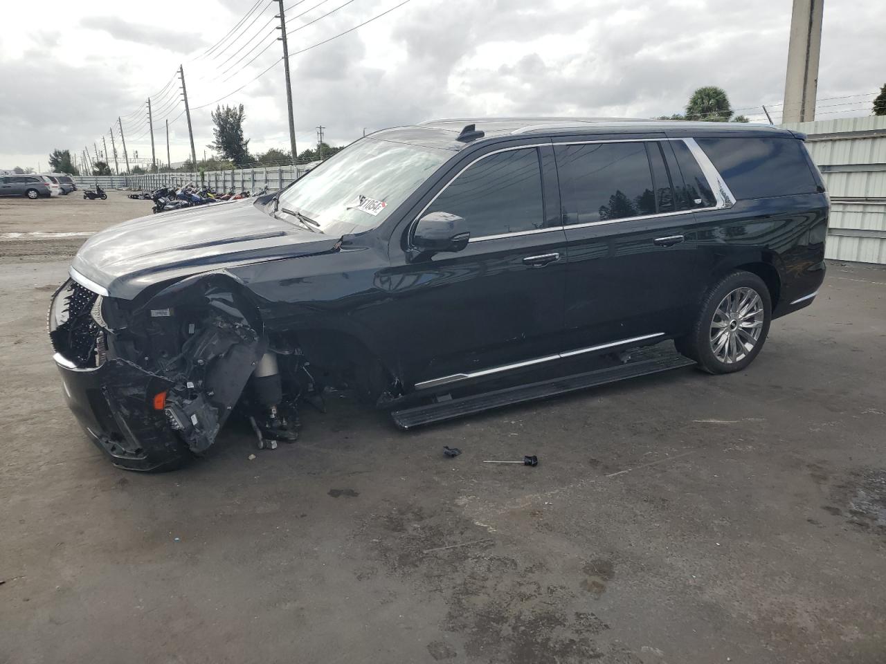  Salvage Cadillac Escalade