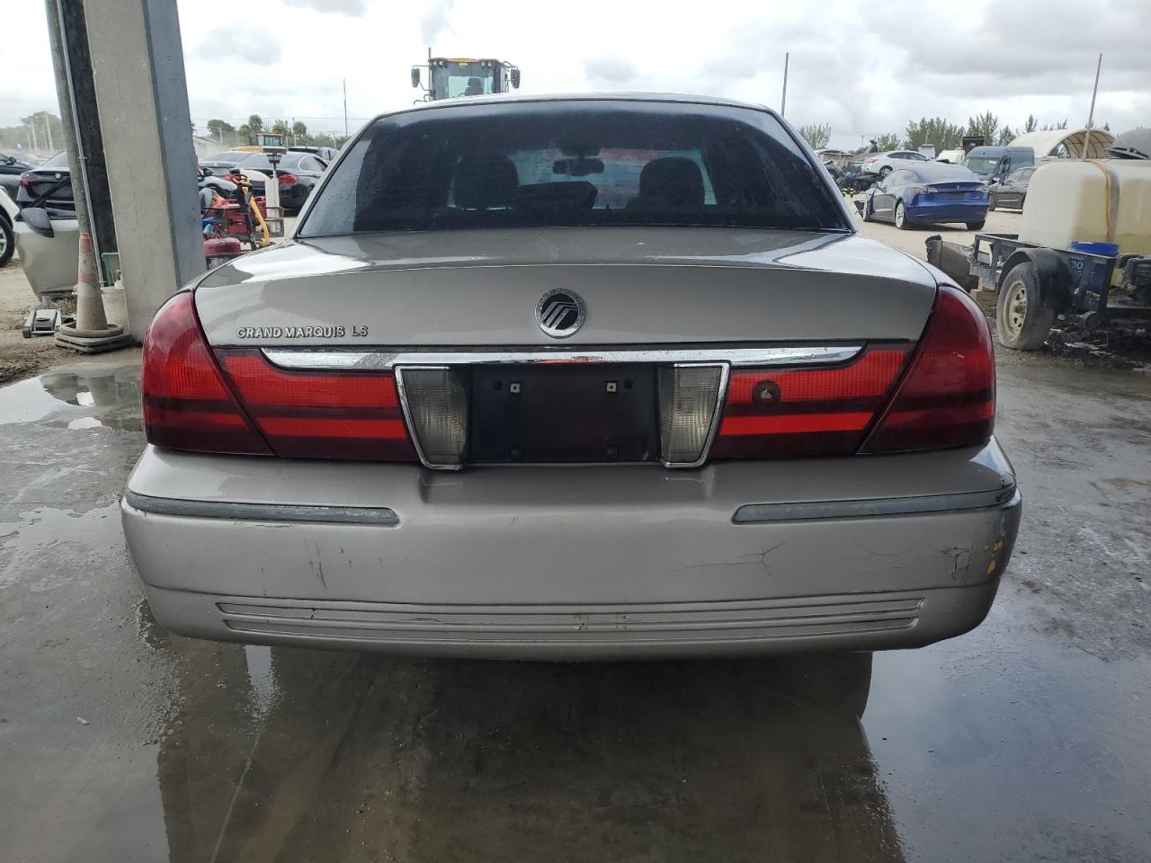 Lot #3048531915 2004 MERCURY GRAND MARQ