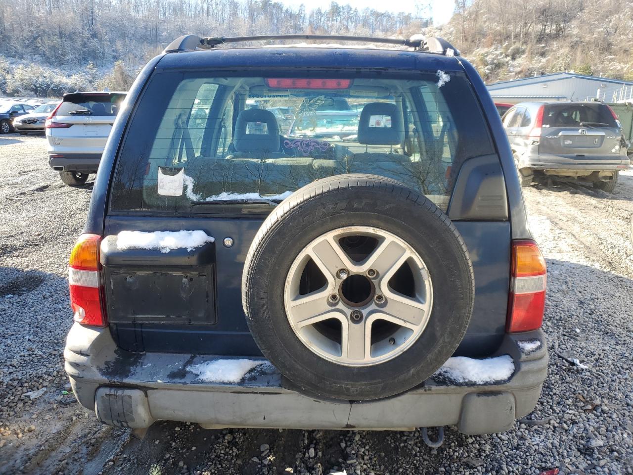 Lot #3028337831 2004 CHEVROLET TRACKER