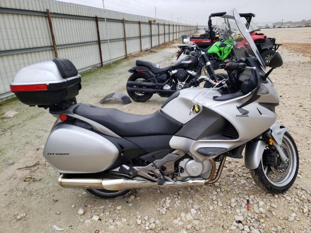 2010 HONDA NT700 VA #3023949228