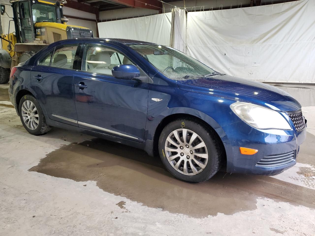 Lot #3033236813 2013 SUZUKI KIZASHI SE