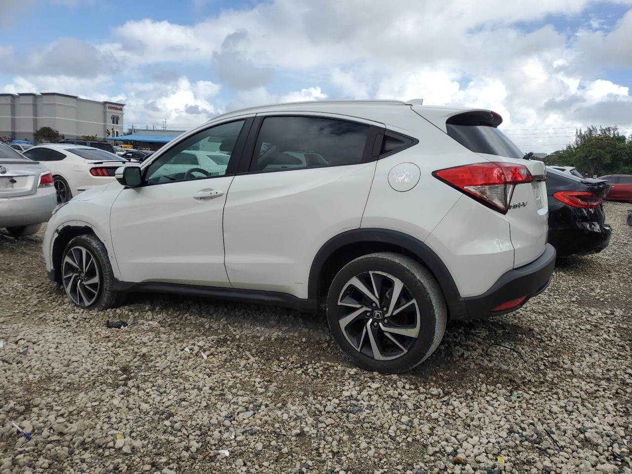 Lot #3028279812 2019 HONDA HR-V SPORT