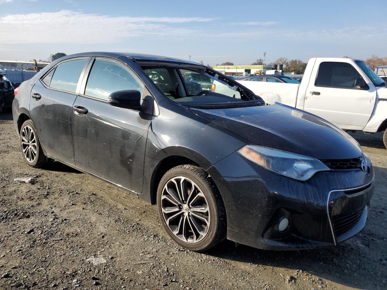 Lot #3033121028 2014 TOYOTA COROLLA L