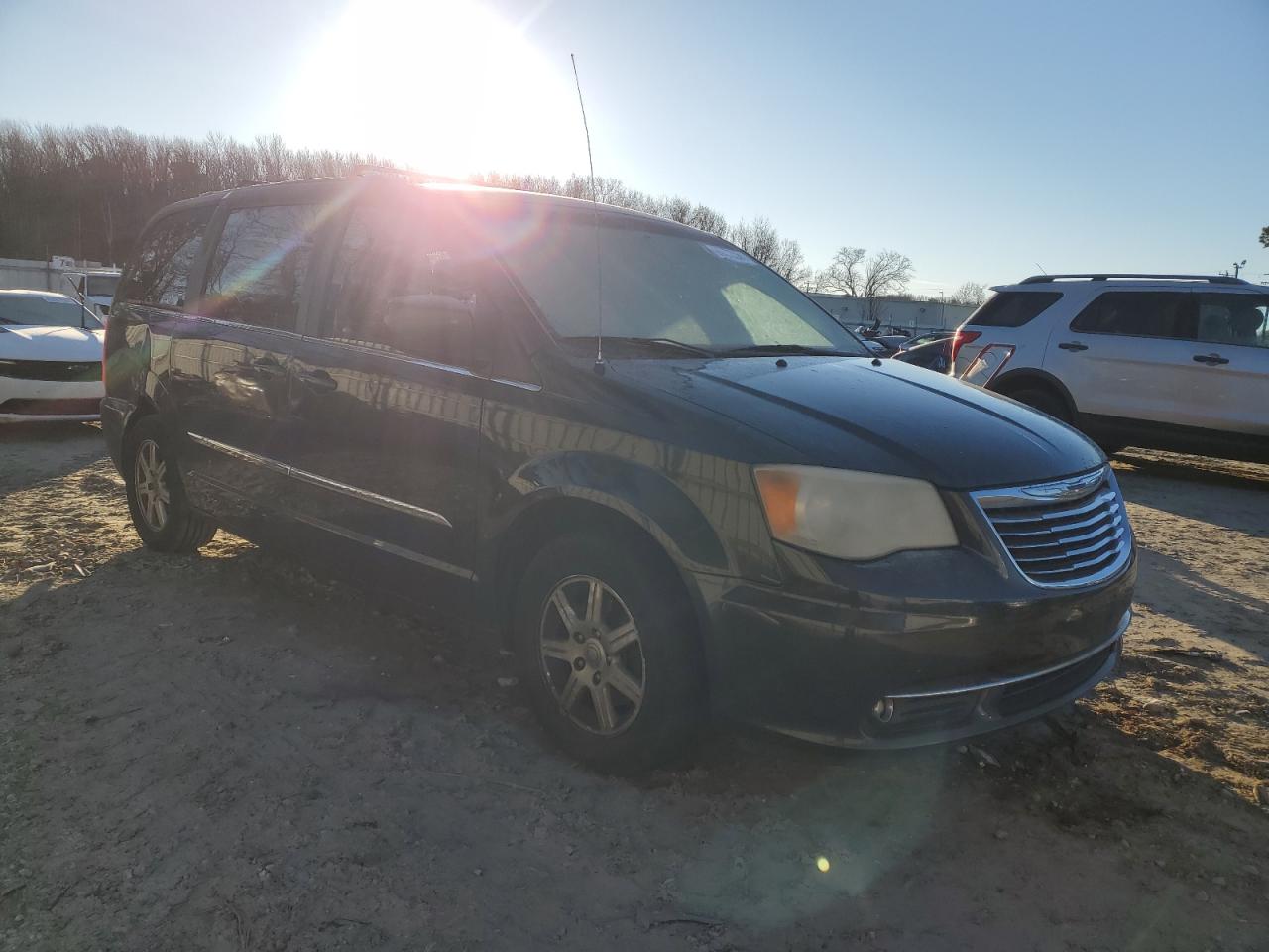 Lot #3034393090 2011 CHRYSLER TOWN & COU