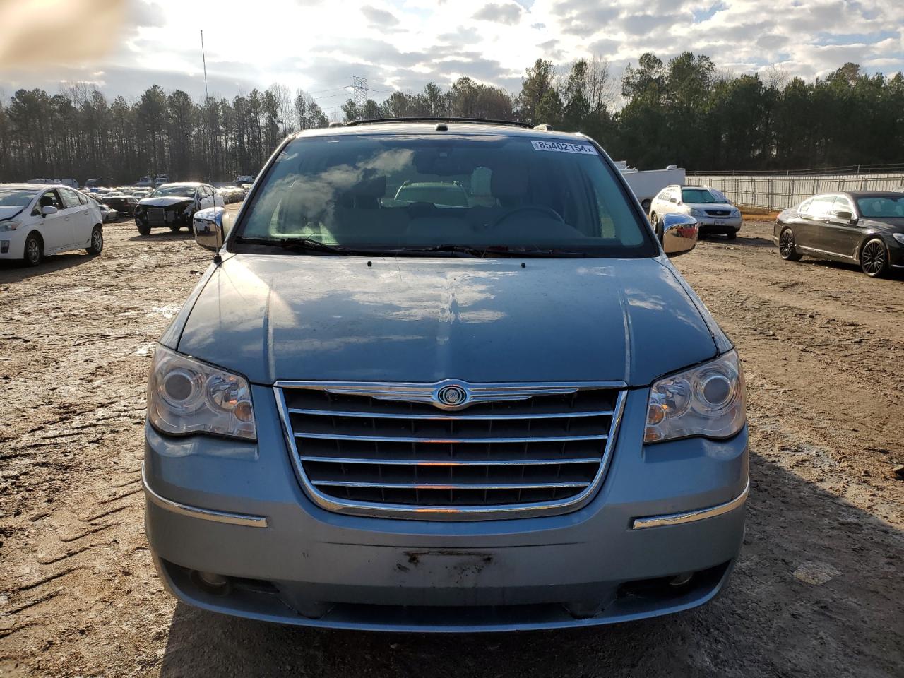 Lot #3028345797 2009 CHRYSLER TOWN & COU