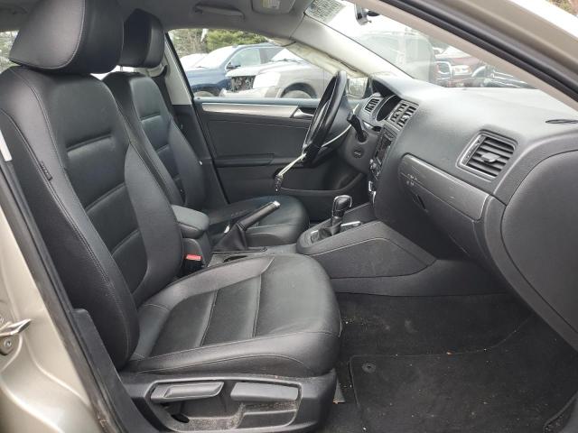 2015 VOLKSWAGEN JETTA SE - 3VWD07AJXFM306532