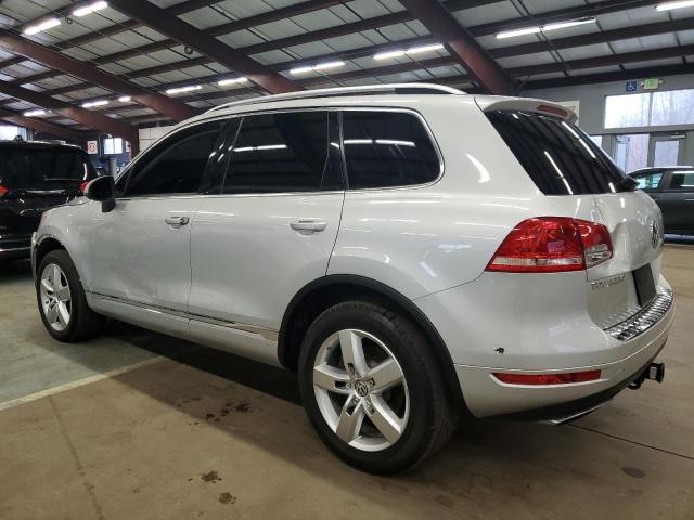 VOLKSWAGEN TOUAREG V6 2012 silver 4dr spor gas WVGEF9BP9CD009937 photo #3