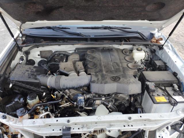 2022 TOYOTA 4RUNNER SR - JTERU5JR3N6071456