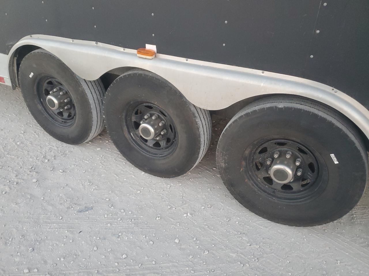 Lot #3023281103 2007 VINT TRAILER