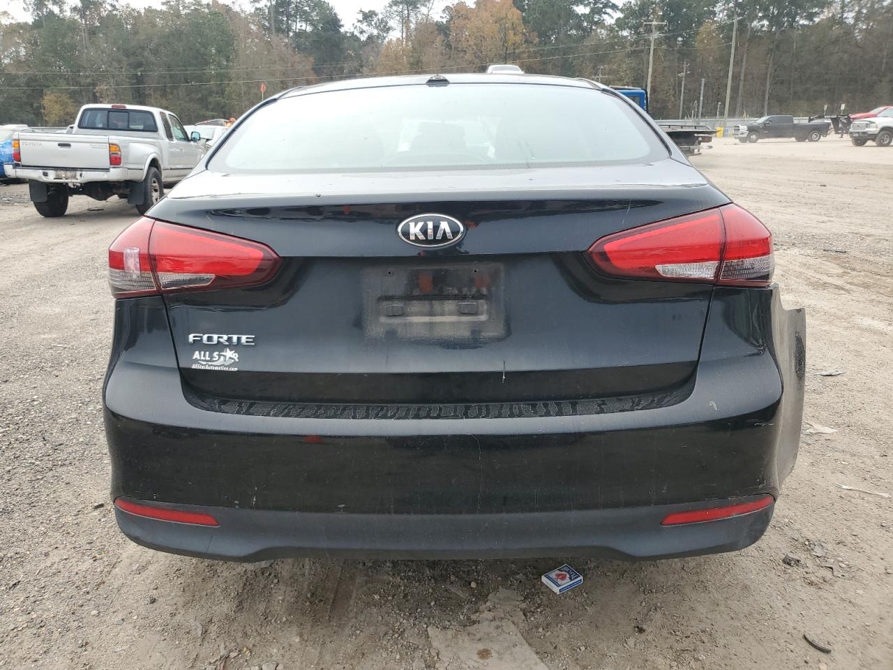 Lot #3027030805 2017 KIA FORTE LX