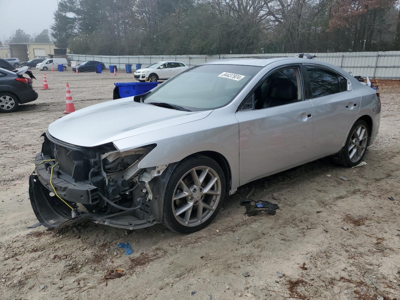  Salvage Nissan Maxima