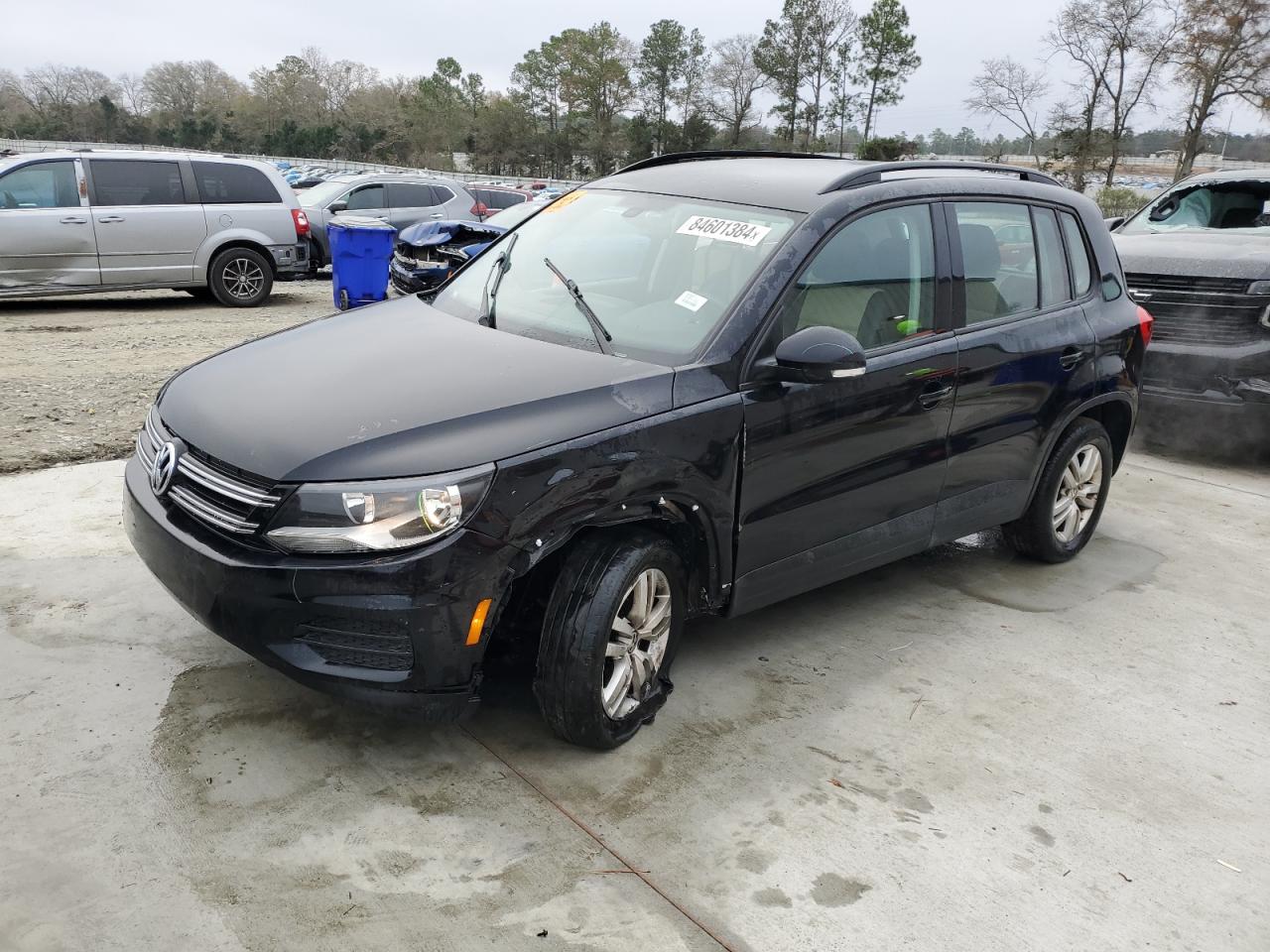 VOLKSWAGEN TIGUAN S