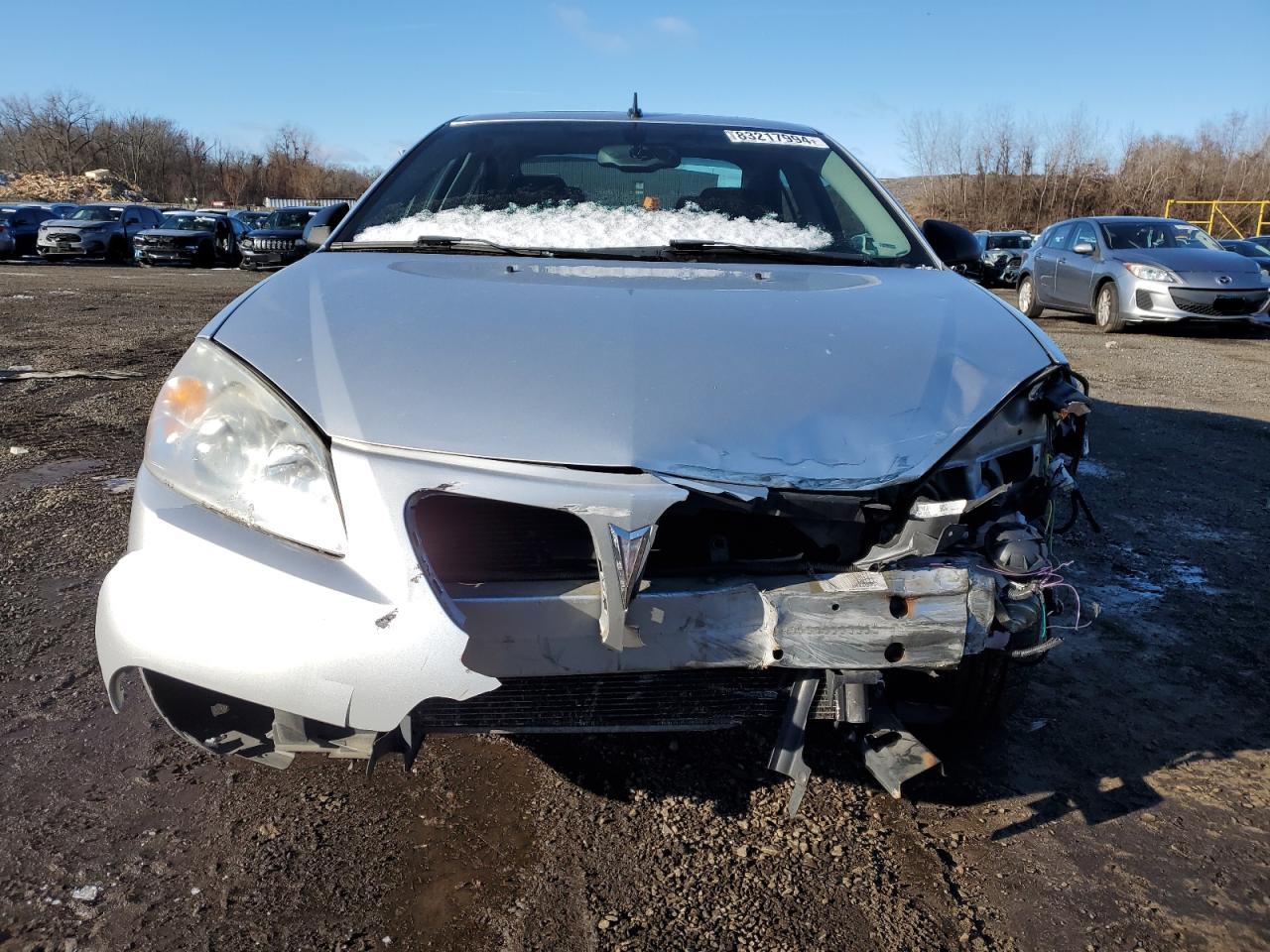 Lot #3033010042 2009 PONTIAC G6