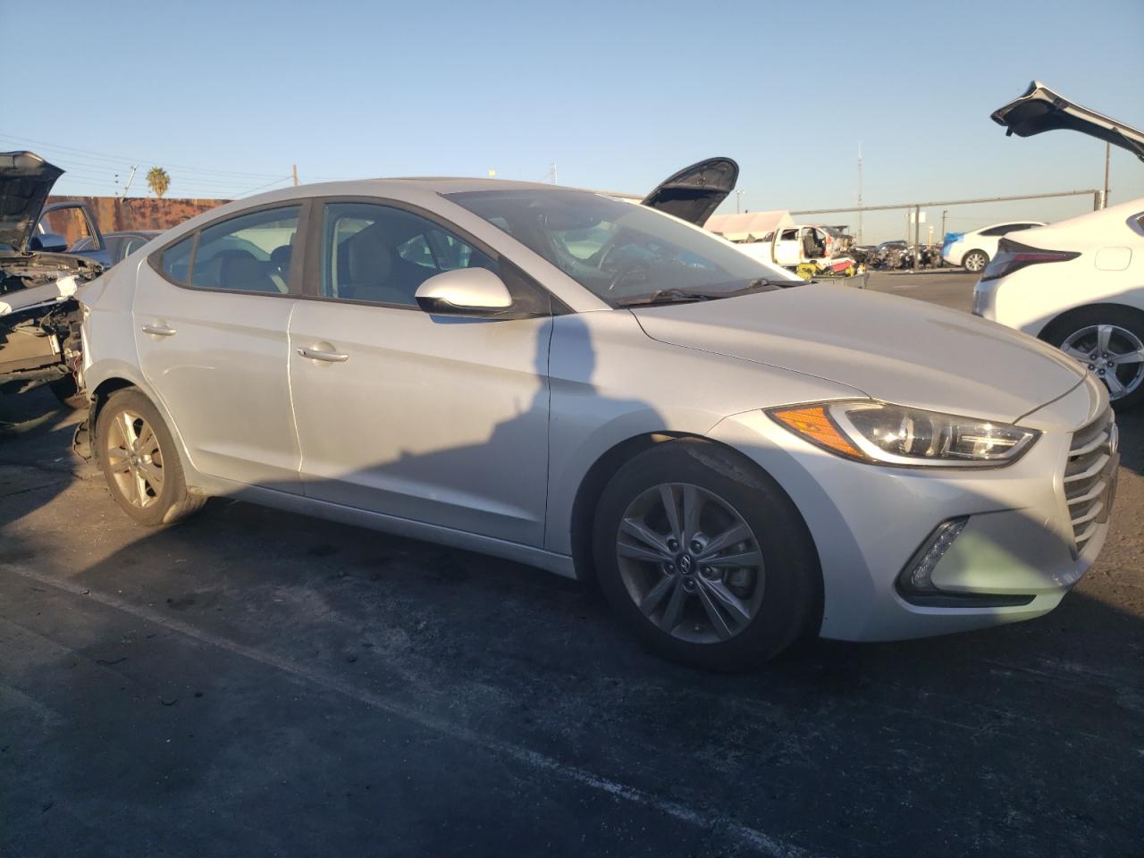 Lot #3029702096 2018 HYUNDAI ELANTRA SE