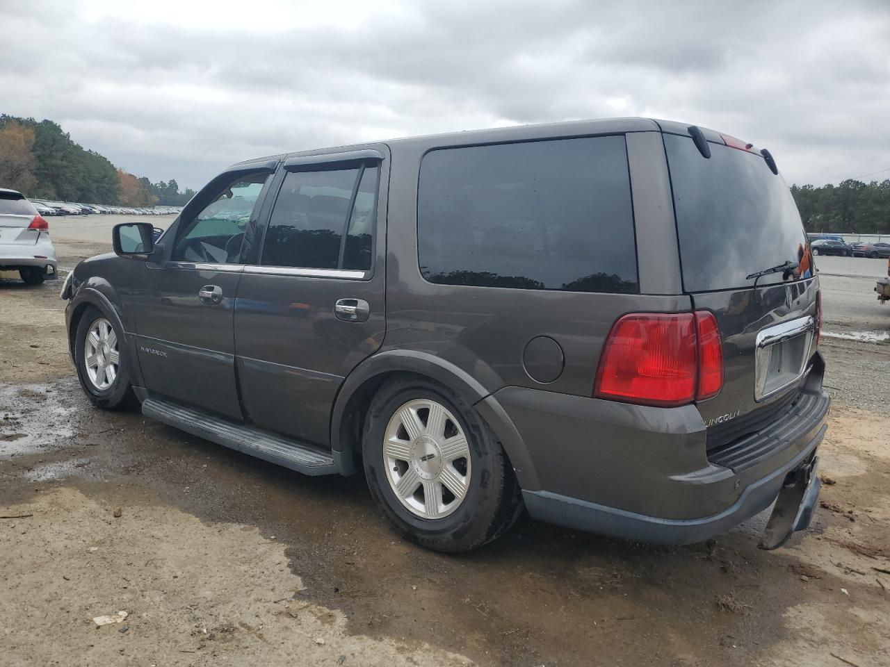 Lot #3029410682 2005 LINCOLN NAVIGATOR