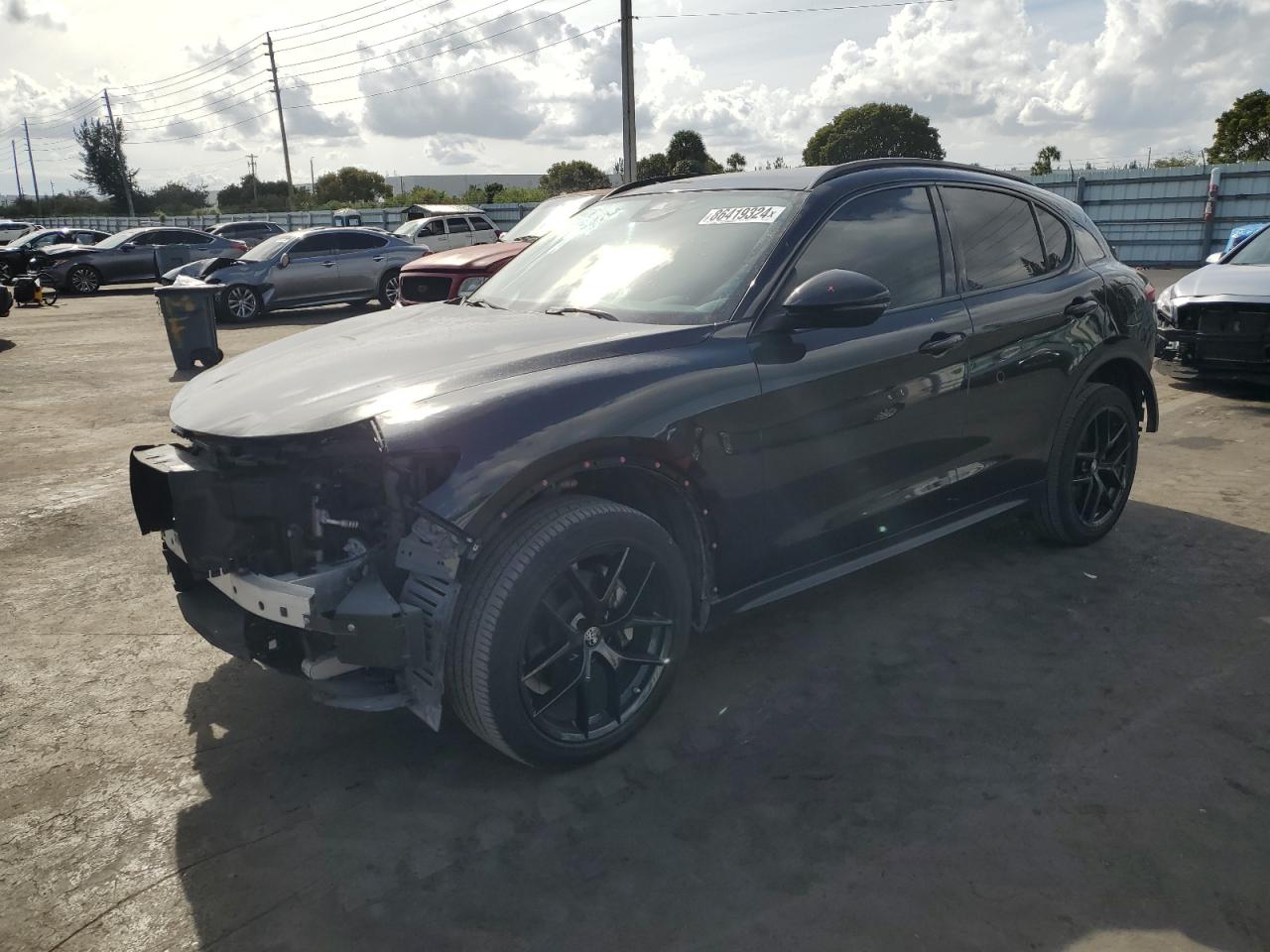  Salvage Alfa Romeo Stelvio