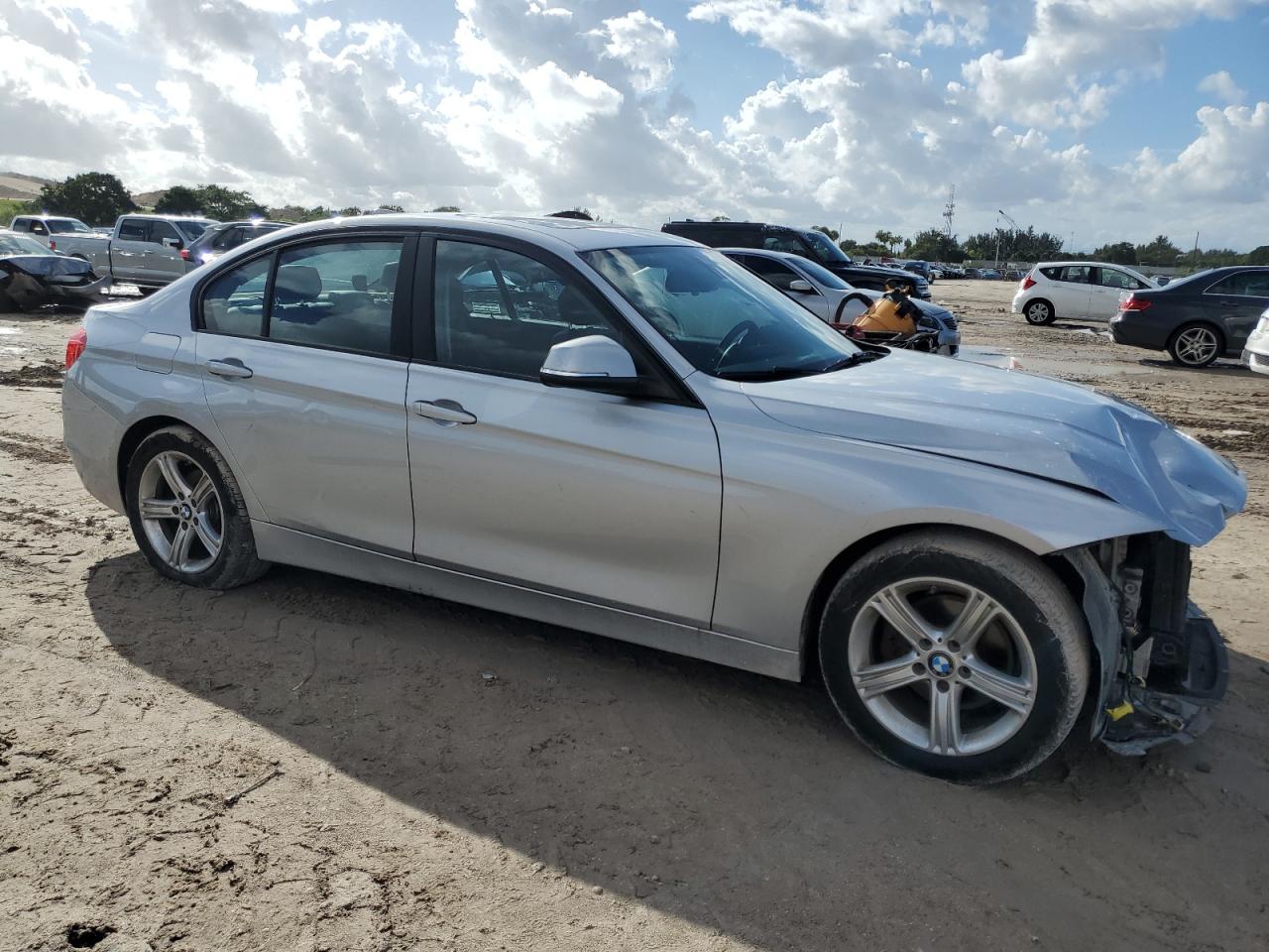 Lot #3028547962 2015 BMW 320 I