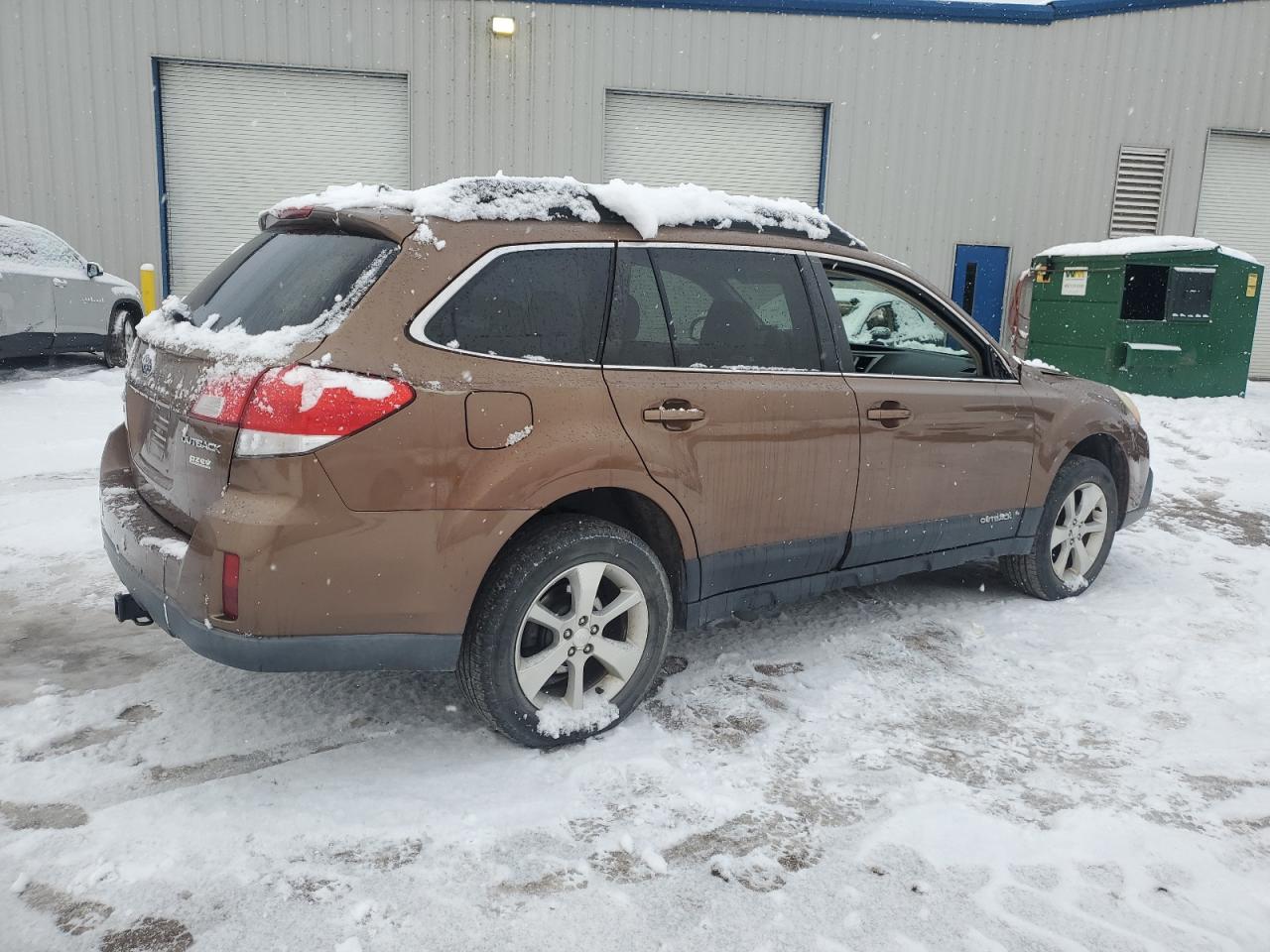 Lot #3030409533 2013 SUBARU OUTBACK 2.