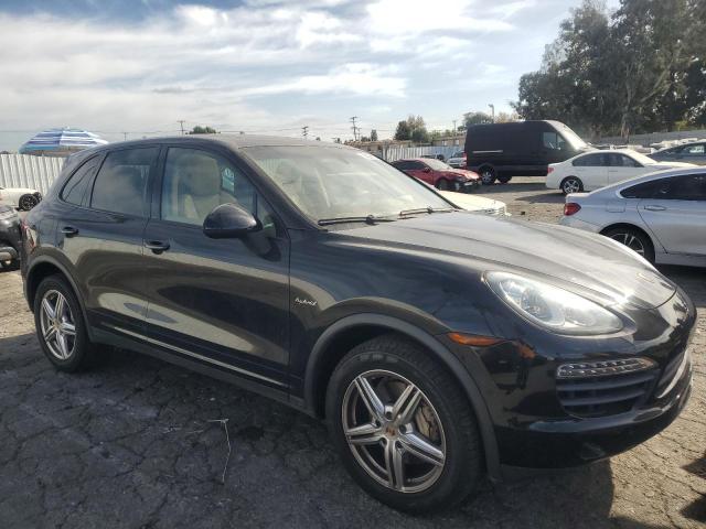 VIN WP1AE2A21DLA14185 2013 PORSCHE CAYENNE no.4