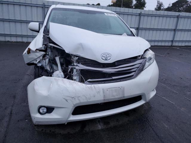 2015 TOYOTA SIENNA XLE - 5TDYK3DC1FS652182