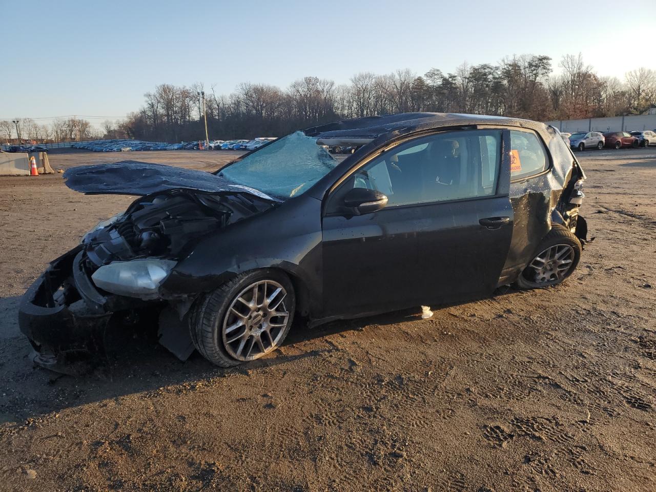  Salvage Volkswagen Golf