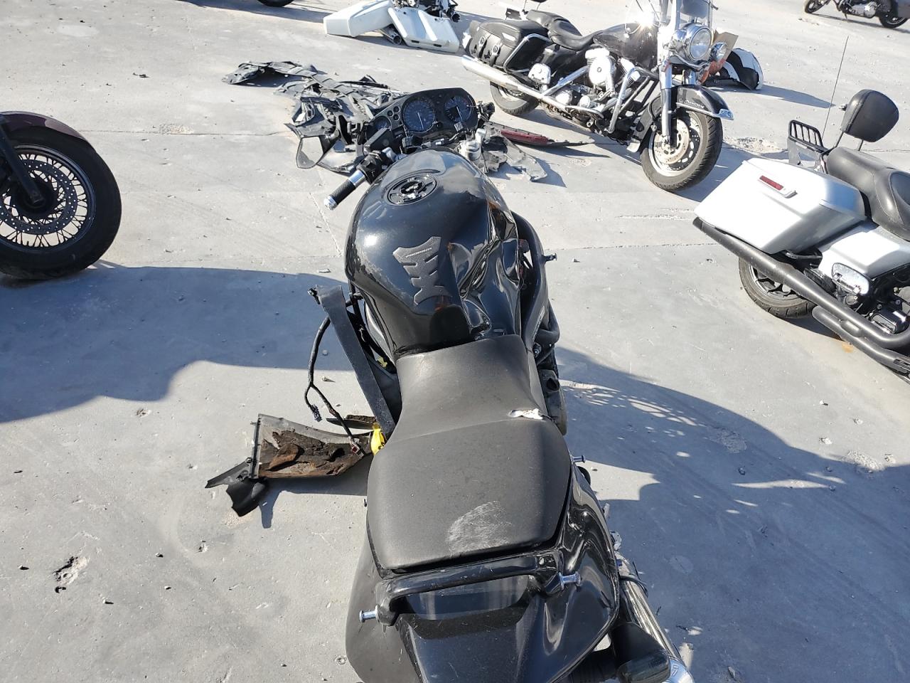 Lot #3045897680 1999 HONDA CBR1100 XX