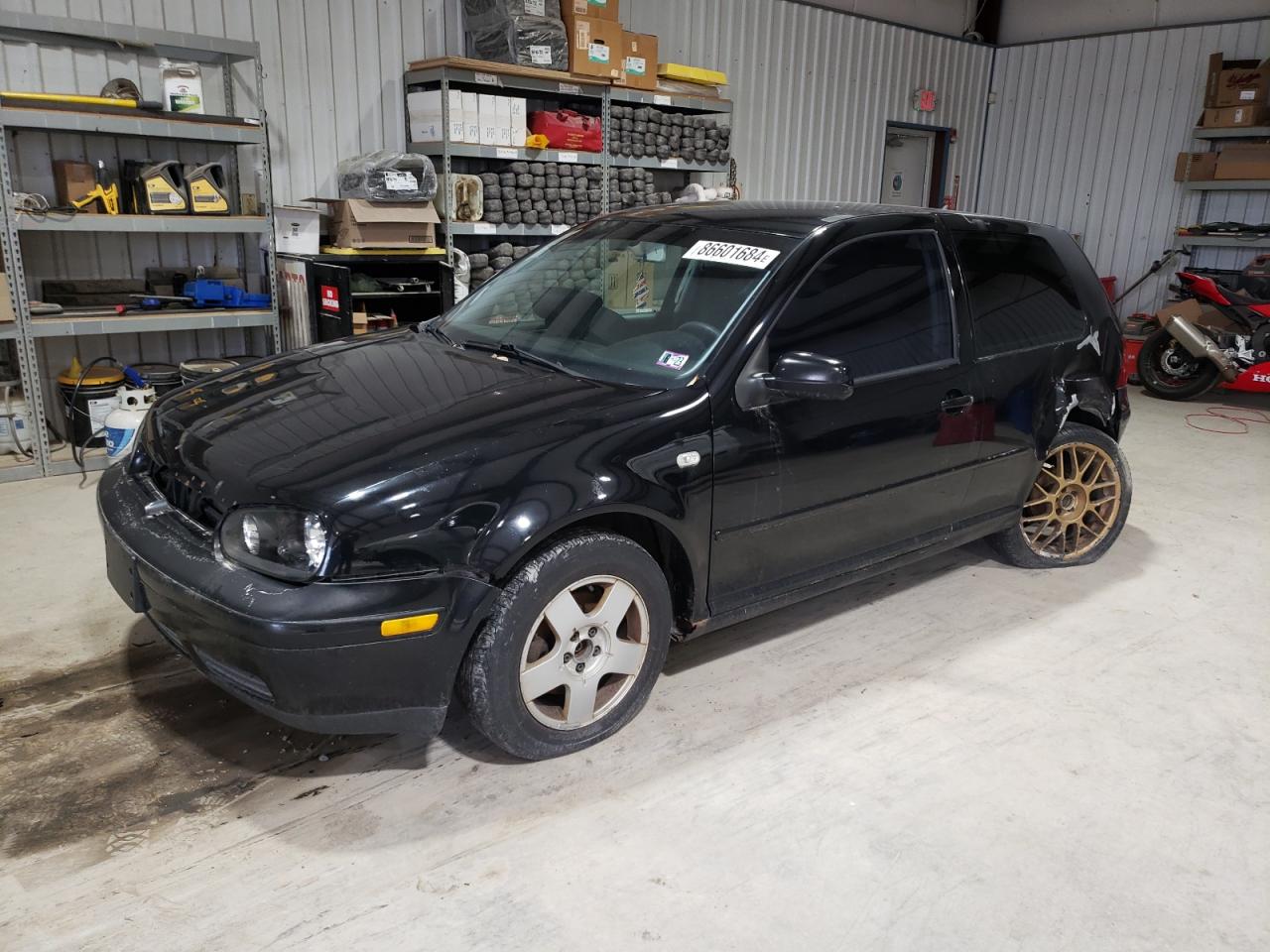  Salvage Volkswagen Golf