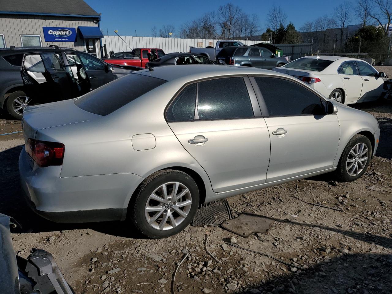 Lot #3040621639 2010 VOLKSWAGEN JETTA SE