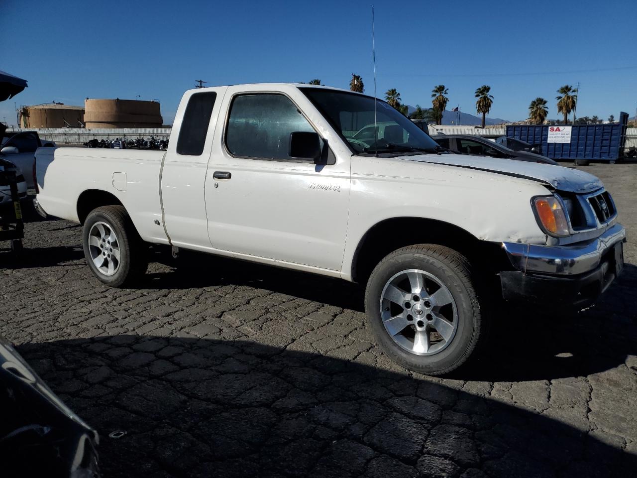 Lot #3028250796 2000 NISSAN FRONTIER K