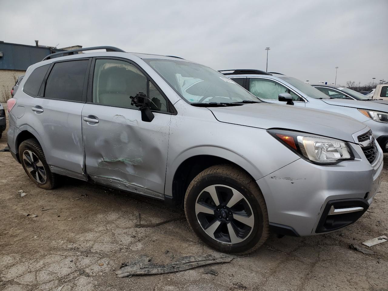 Lot #3048304733 2017 SUBARU FORESTER 2