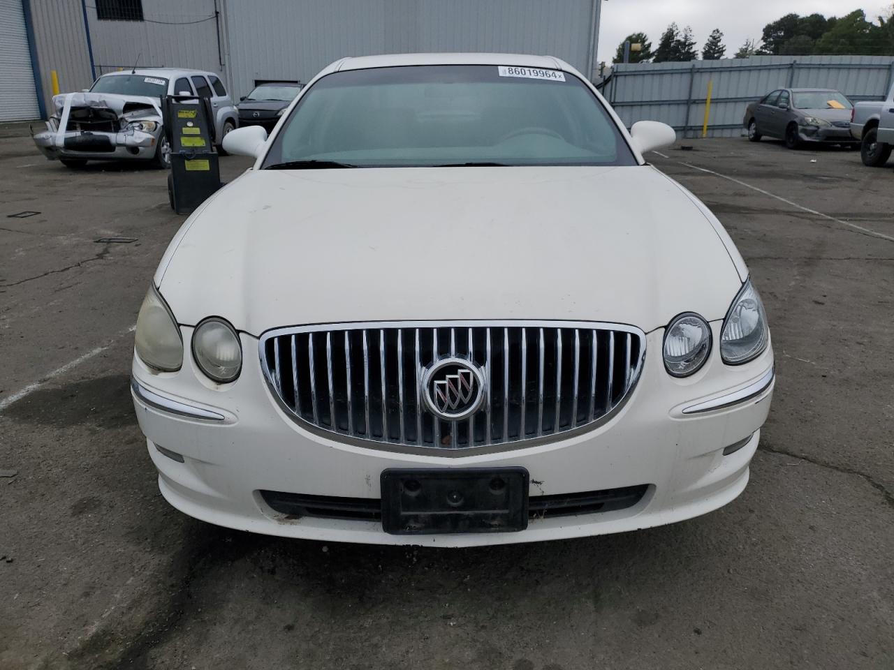 Lot #3030610095 2009 BUICK LACROSSE C