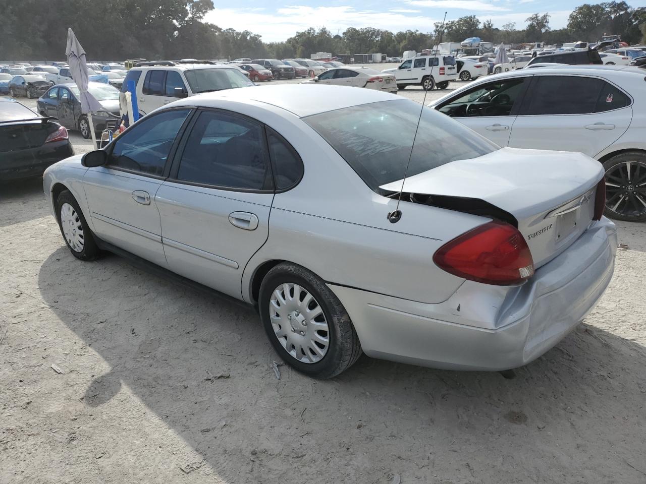 Lot #3028578952 2003 FORD TAURUS LX