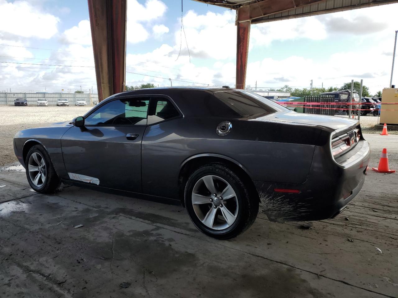 Lot #3044494733 2015 DODGE CHALLENGER