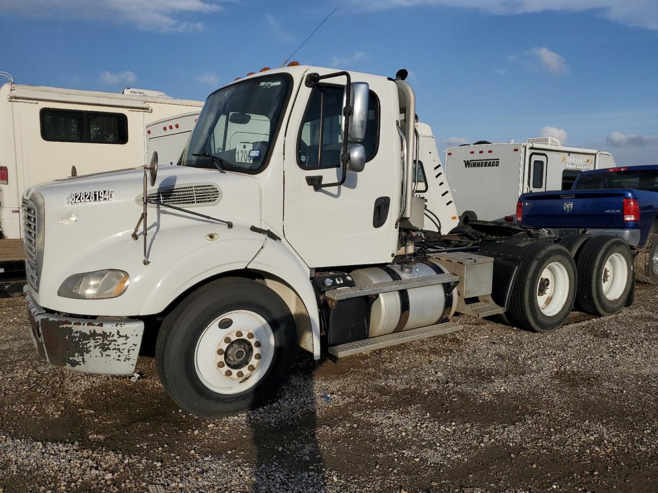 Lot #3041909850 2015 FREIGHTLINER M2 112 MED