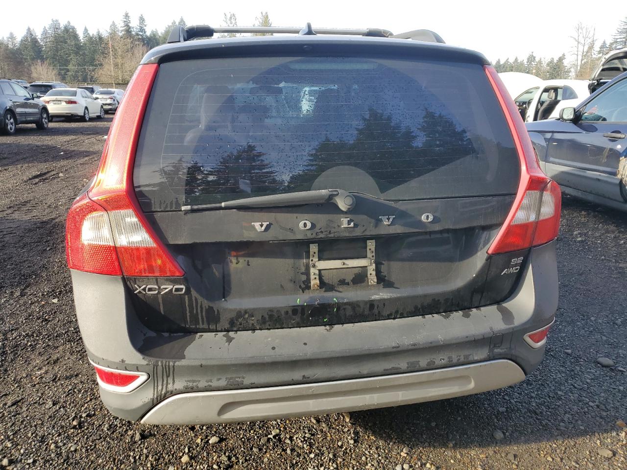 Lot #3024403606 2010 VOLVO XC70 3.2