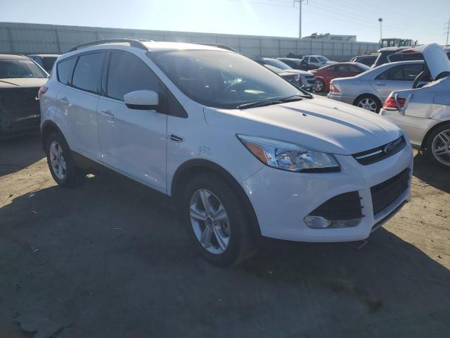 VIN 1FMCU0G97FUA45875 2015 FORD ESCAPE no.4