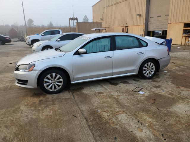 VOLKSWAGEN PASSAT S