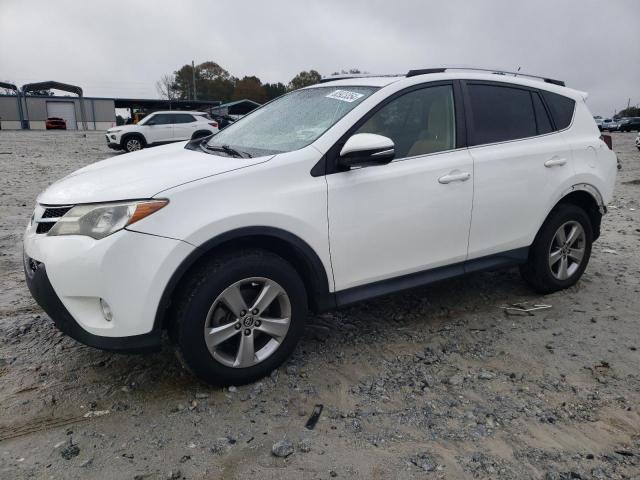 2015 TOYOTA RAV4 XLE - JTMWFREV4FD060673