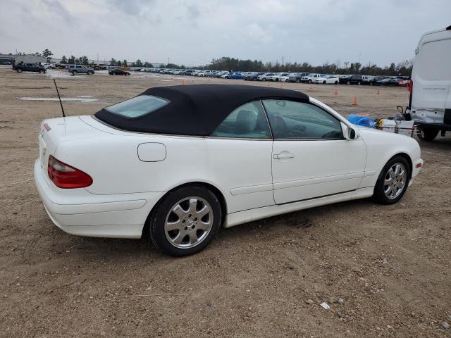 MERCEDES-BENZ CLK 320 2003 white  gas WDBLK65G83T142842 photo #4