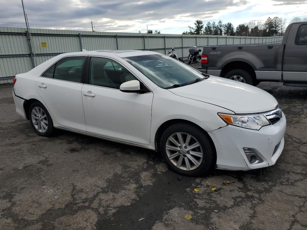 Lot #3029573111 2014 TOYOTA CAMRY SE