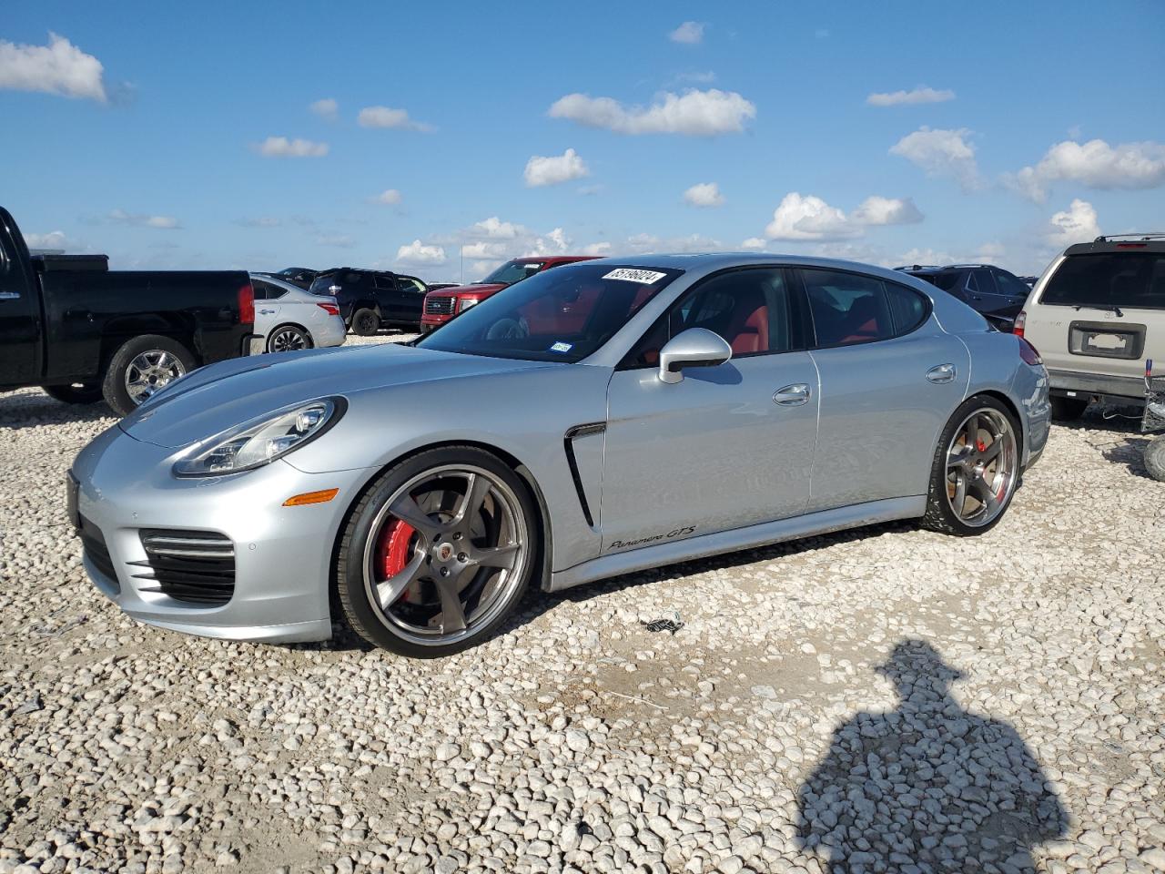  Salvage Porsche Panamera