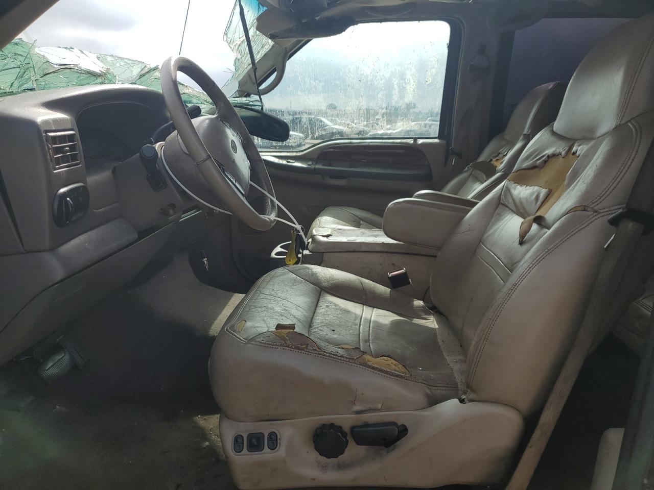 Lot #3037140486 2001 FORD EXCURSION